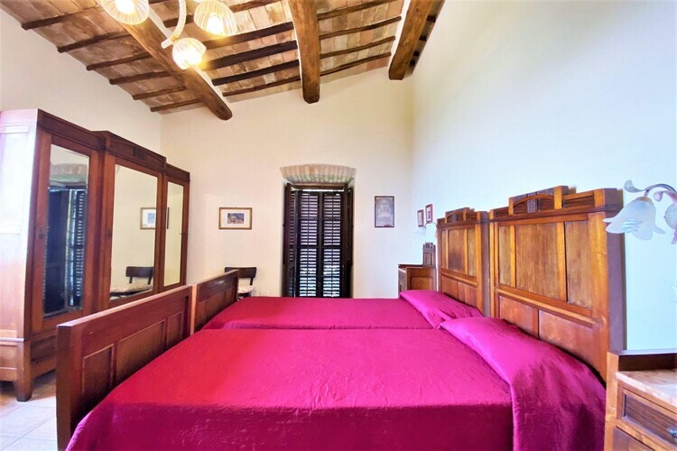 Maison 4 personnes avec jardin près d'Assisi - Photo 3