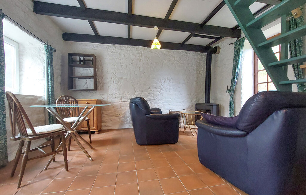 Maison en pierre Lignol, jardin 2000 m² et barbecue - Photo 3