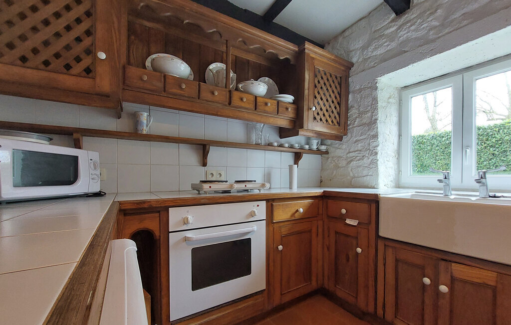 Maison en pierre Lignol, jardin 2000 m² et barbecue - Photo 4