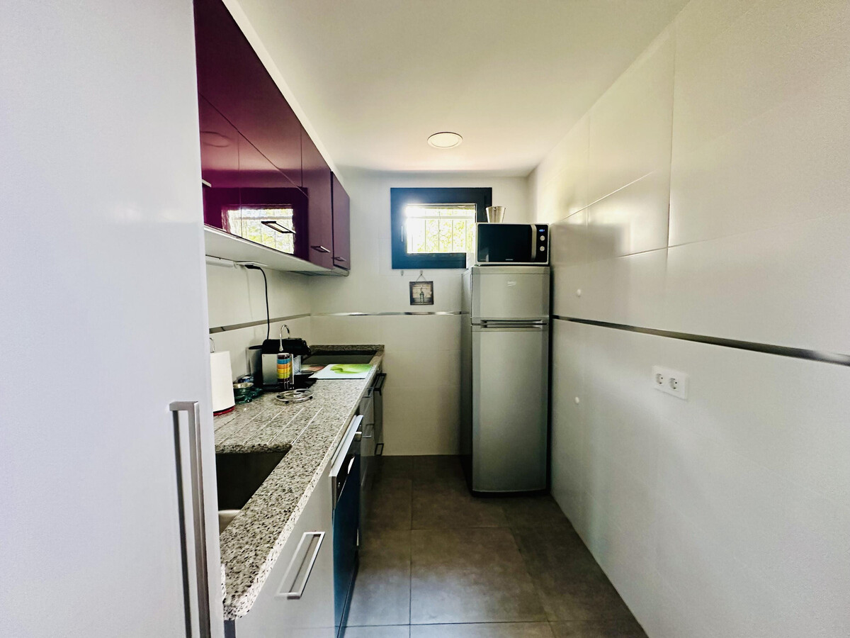 Appartement 4 pers., 1 chambre à Roses près plage - Photo 13