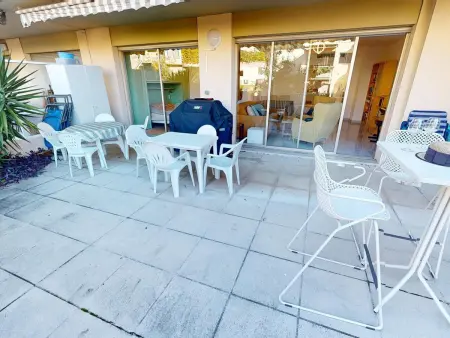 Appartement 3P climatisé, terrasse vue mer à Menton : photo 2