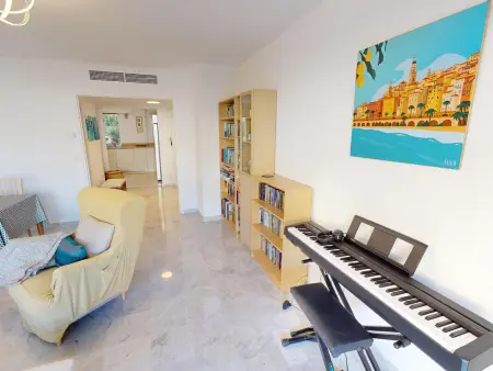 Appartement 3P climatisé, terrasse vue mer à Menton : photo 5