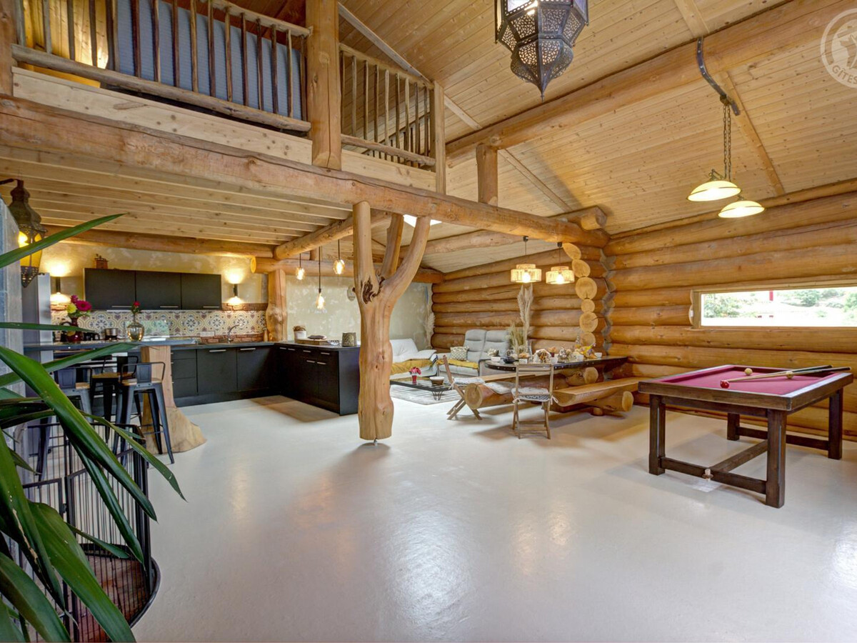 Gîte 115m² avec Jacuzzi à Saint-Jean-Soleymieux - Photo 1