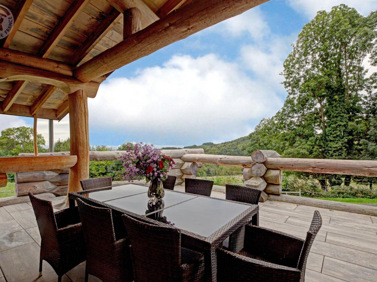 Gîte 115m² avec Jacuzzi à Saint-Jean-Soleymieux - Photo 3