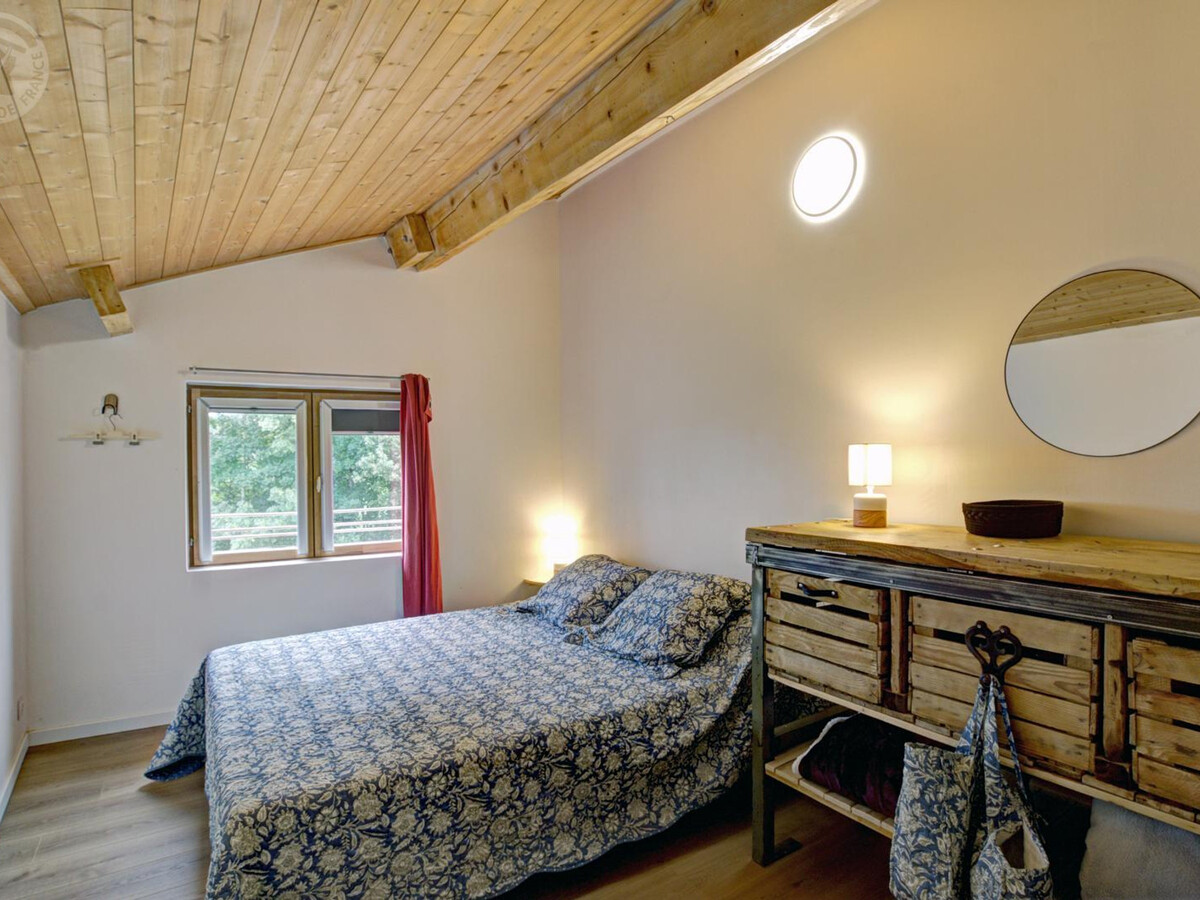Gîte 115m² avec Jacuzzi à Saint-Jean-Soleymieux - Photo 25