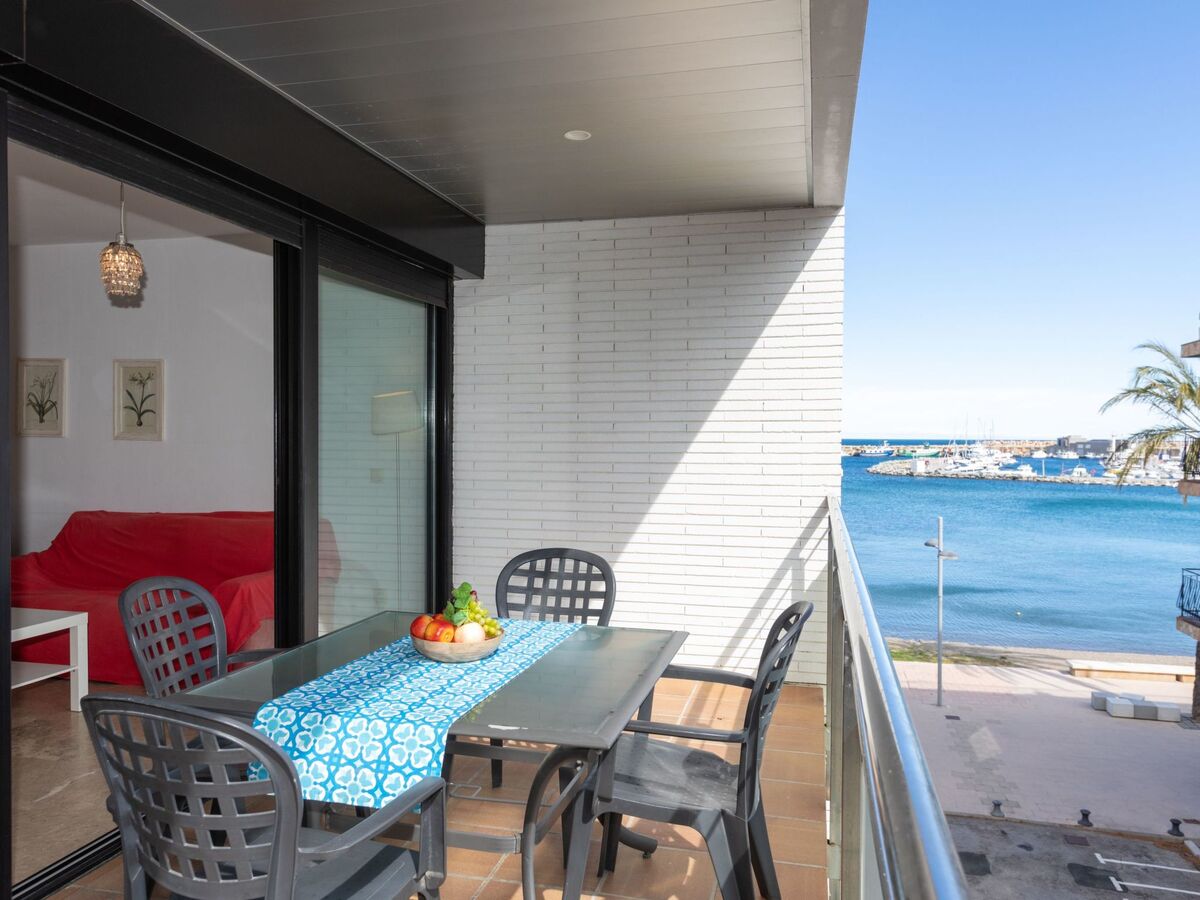 Apartamento Berna con terraza y vista al mar, Llançà - Photo 1