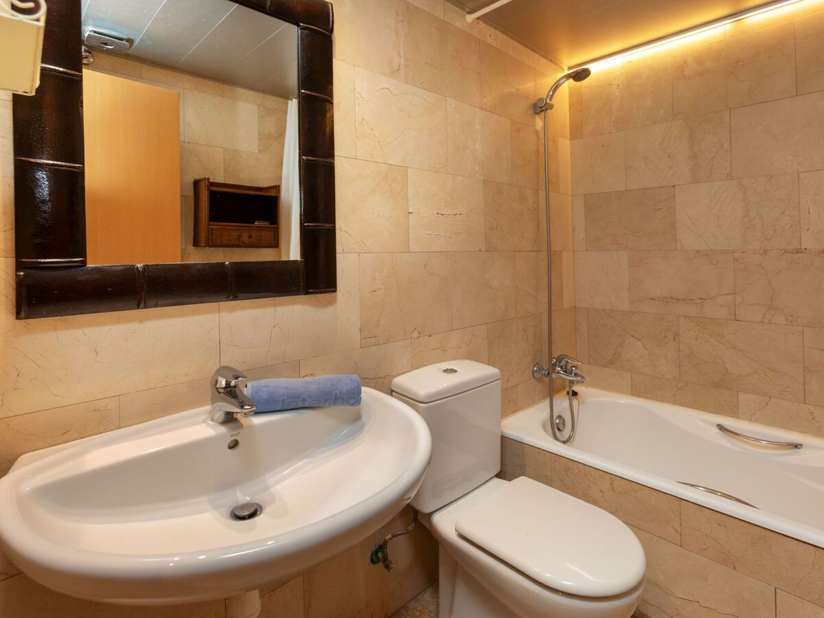 Apartamento Berna con terraza y vista al mar, Llançà - Photo 15