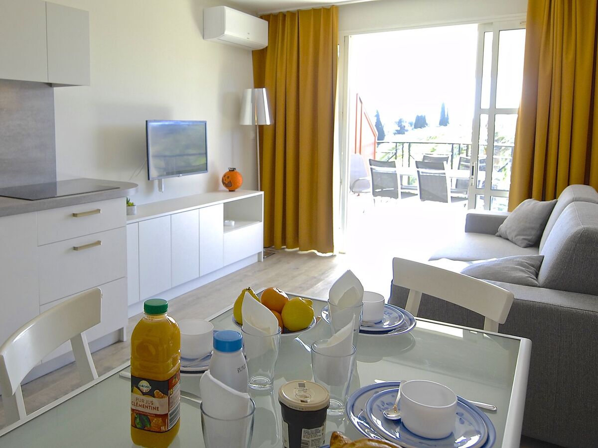 Appartement Village Cap Estérel – vue mer et golf, 2 terrasses - Photo 2