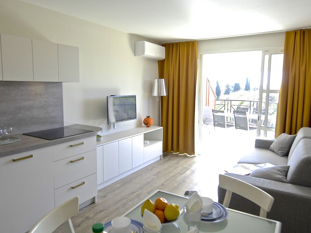 Appartement Village Cap Estérel – vue mer et golf, 2 terrasses - Photo 9