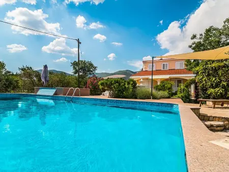 Maison Marija 10 pers, piscine chauffée à Kaštela