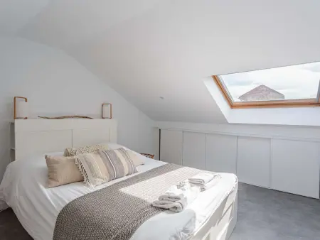 Hugo - Appartement rénové en combles, vue océan à Biarritz : photo 6
