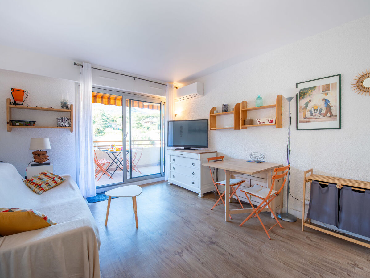 Studio Sémaphore à Cavalaire, balcon vue vallée - Photo 1