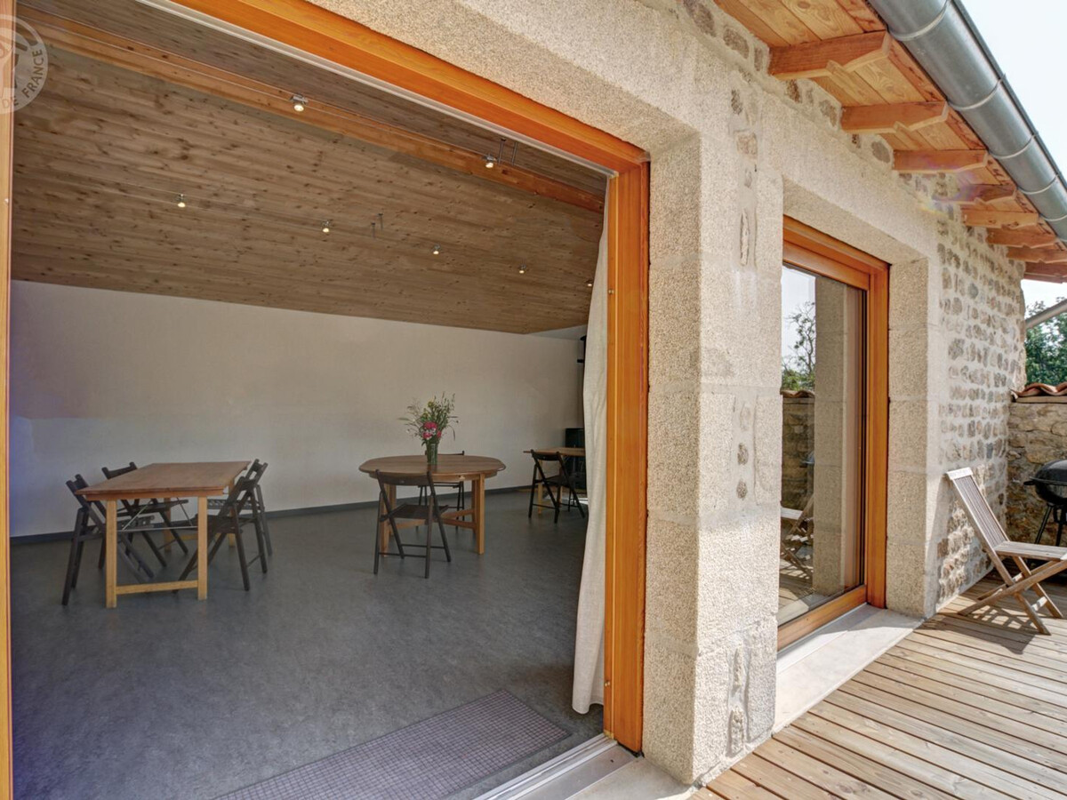 Ferme rénovée 180 m² avec salle modulable à Verrières-en-Forez - Photo 10
