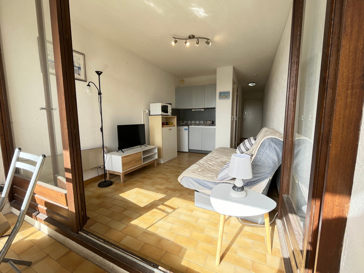 Studio cabine 22m² face à la plage avec parking – Sète - Photo 8