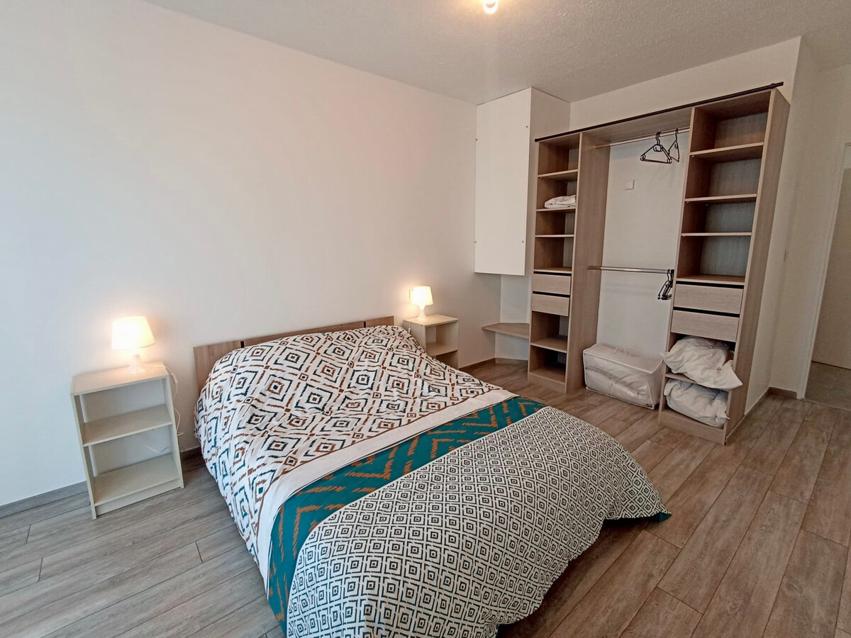 T2 40 m² à Sète avec vue canaux, parking et animaux - Photo 9