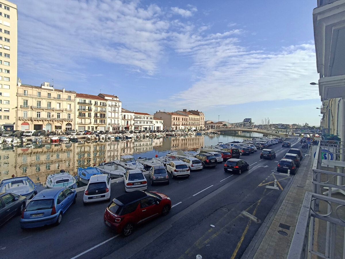 T2 40 m² à Sète avec vue canaux, parking et animaux - Photo 16