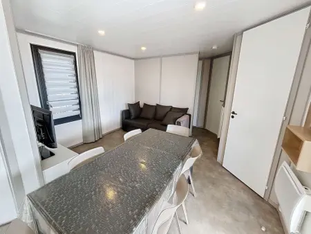 Chalet de Standing 6 Pers. à Jullouville - Piscine Chauffée, Plage à Proximité, Wi-Fi Inclus - Photo 5