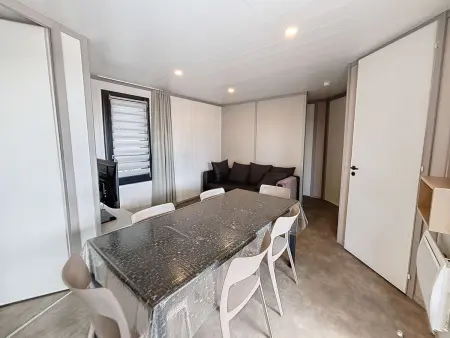 Chalet de Standing 6 Pers. à Jullouville - Piscine Chauffée, Plage à Proximité, Wi-Fi Inclus - Photo 6