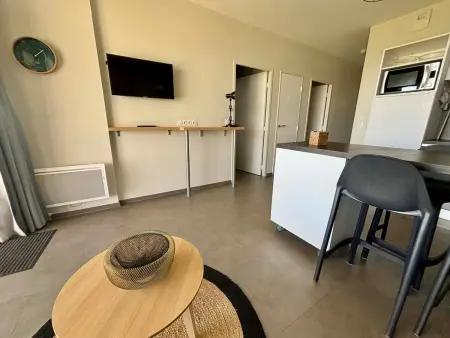 Appart 56m² face à la mer, piscine chauffée, accès plage : photo 13