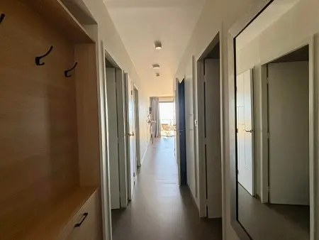 Appartement face à la mer, piscine chauffée à La Tranche : photo 2