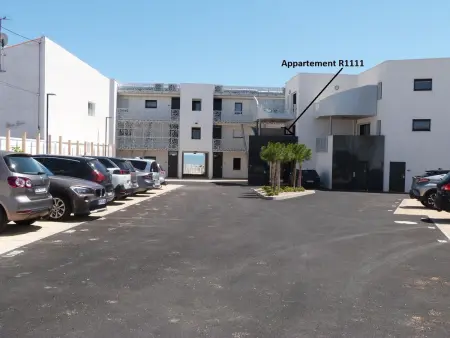 Location appartement à La Tranche sur Mer, Appartement avec balcon, 1 chambre, piscine, jacuzzi, parking privé, accès direct plage et commerces