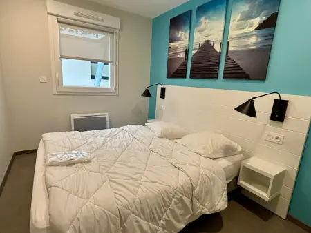Appartement 1 chambre, accès direct plage, piscine chauffée : photo 3