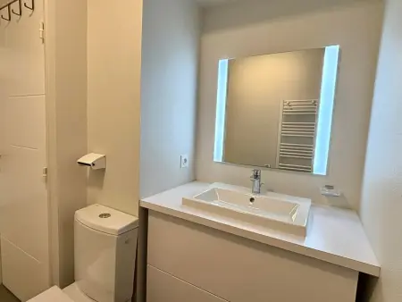 Appartement 1 chambre, accès direct plage, piscine chauffée : photo 7