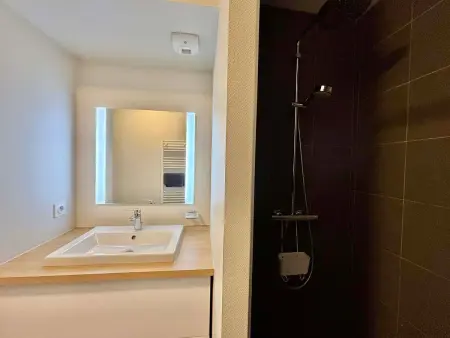 Appartement 46m² front de mer, piscine chauffée, balcon : photo 6