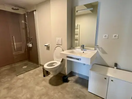 Appartement 2 chambres face mer avec piscine chauffée : photo 12