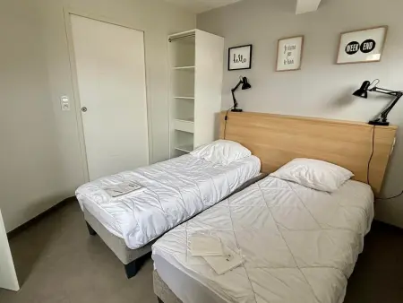 Appartement 2 chambres face mer avec piscine chauffée : photo 19