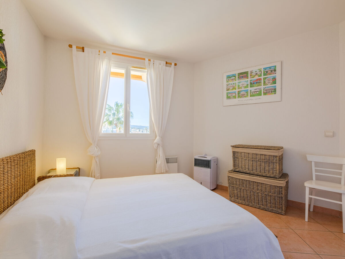 Apt 3 pièces Terre du Soleil, centre Sainte-Maxime - Photo 10