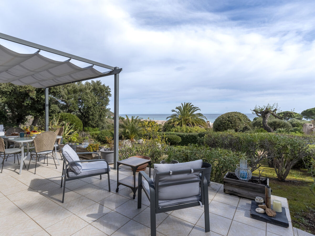 Maison Samba – vue mer et montagnes à 250 m de la plage - Photo 9