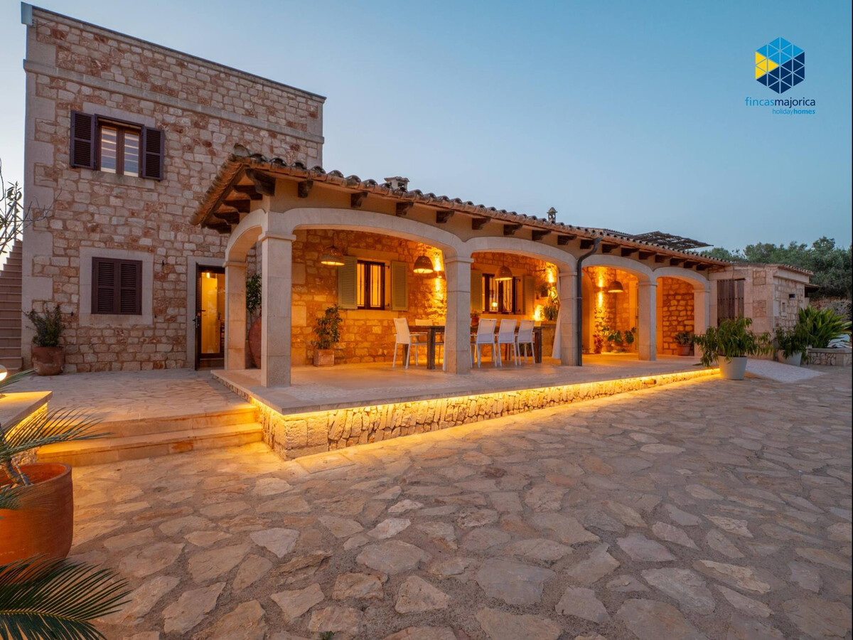 Finca 6 chambres avec piscine privée à Ses Salines - Photo 1