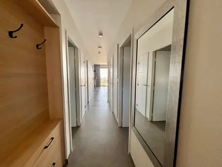 Appartement 2 chambres face mer, piscine chauffée, parking : photo 2