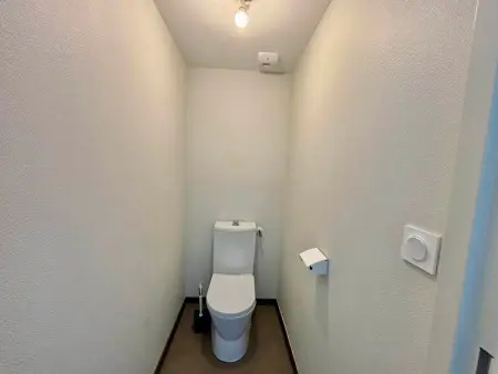 Appartement 2 chambres face mer, piscine chauffée, parking : photo 11