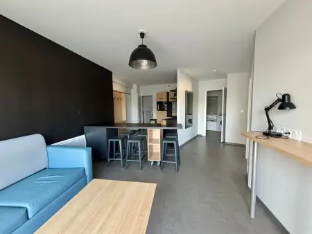 Appartement 2 chambres face plage, piscine chauffée à La Tranche : photo 6