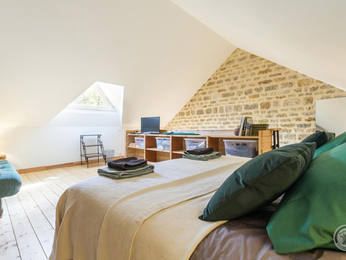 Maison mitoyenne à Picauville, jardin et chevaux acceptés - Photo 11