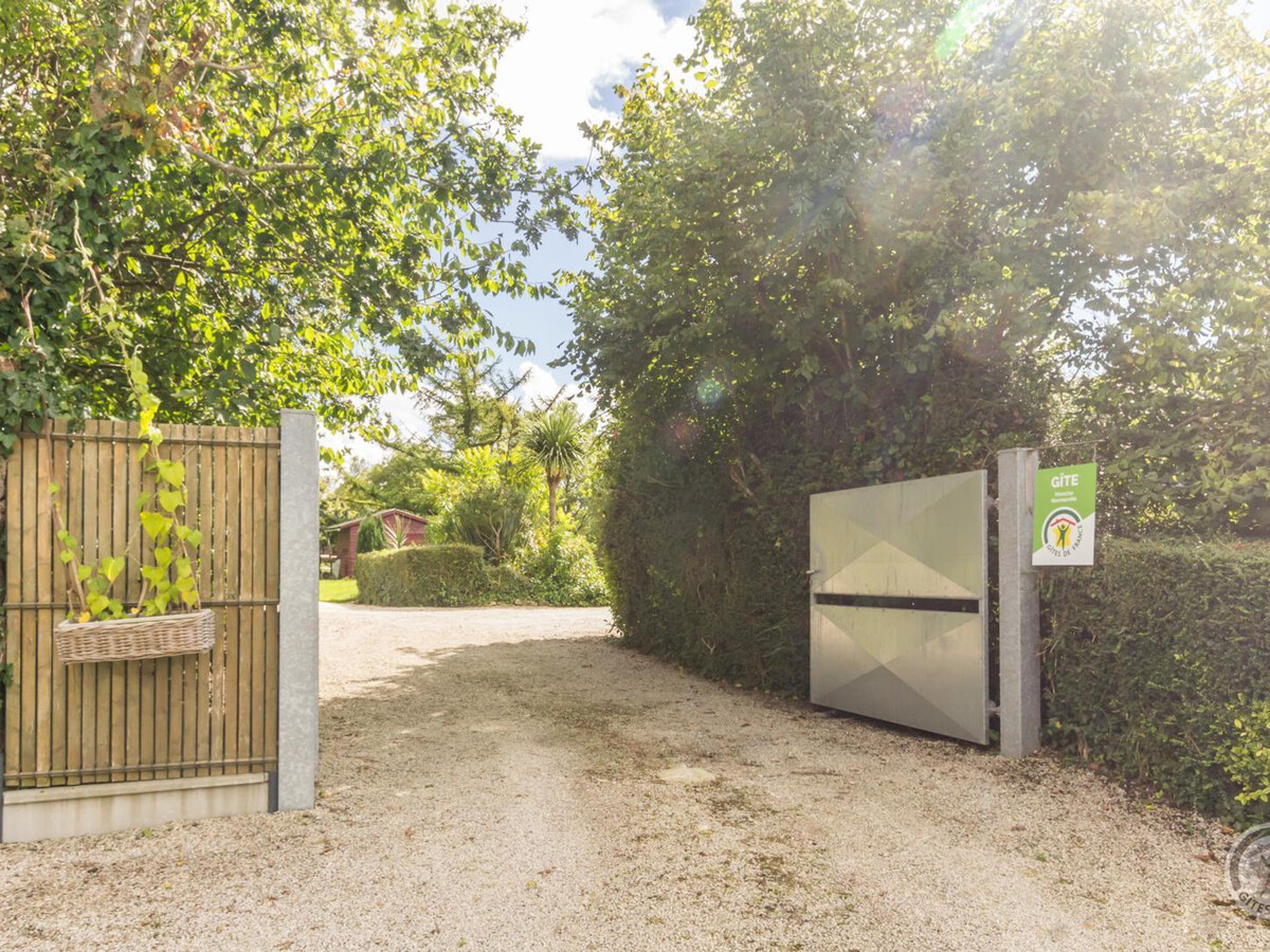 Maison mitoyenne à Picauville, jardin et chevaux acceptés - Photo 22
