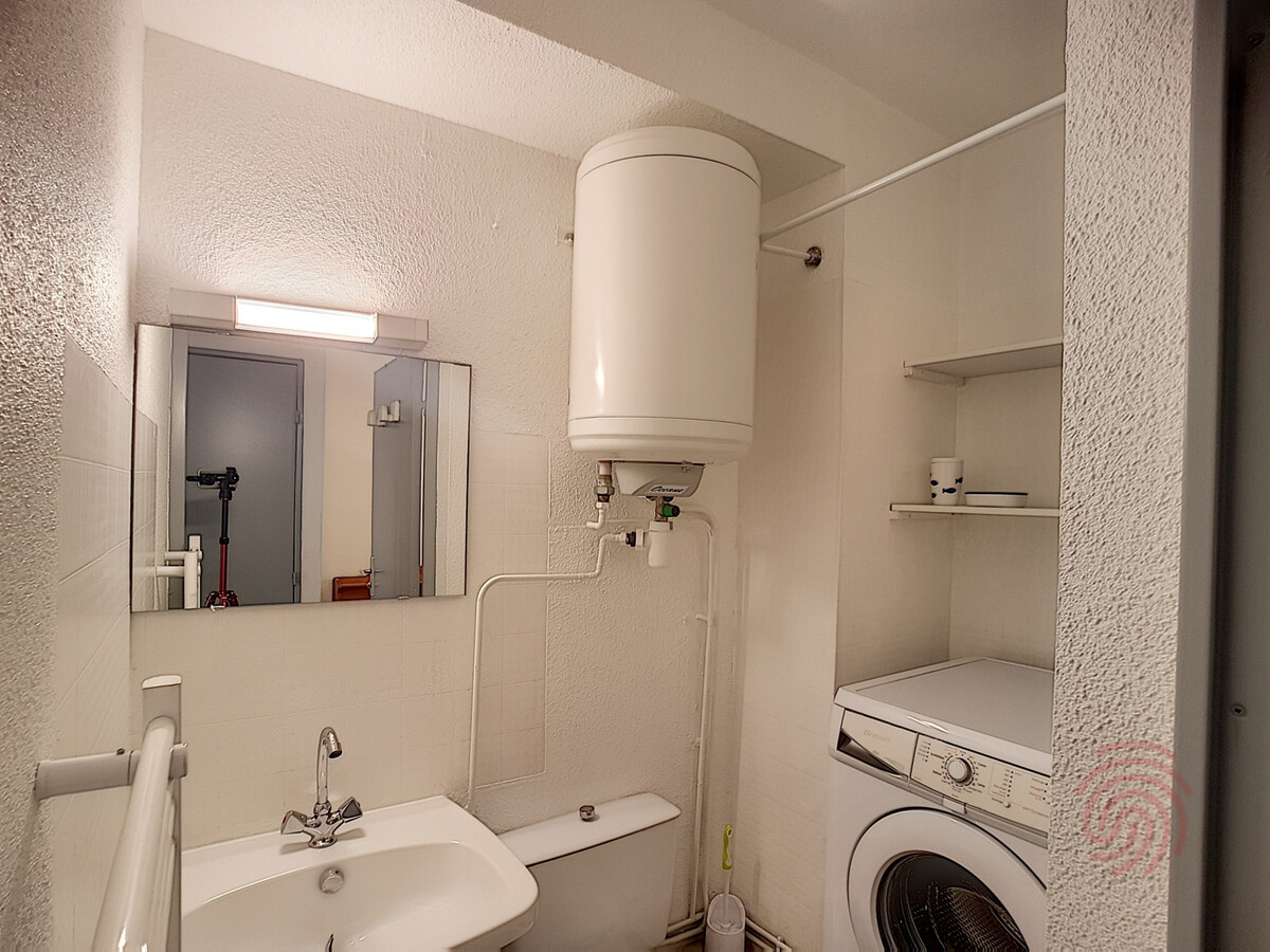 F2 34 m² avec 2 balcons à Lamalou-les-Bains - Photo 5