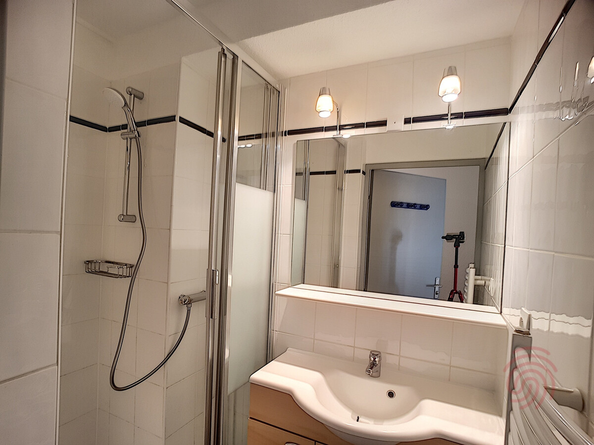 F2 34 m² avec 2 balcons à Lamalou-les-Bains - Photo 12