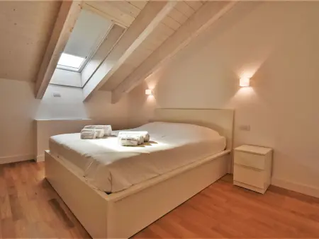 White Attic Terrace, Appartement 5 personnes à Milan - Photo 2