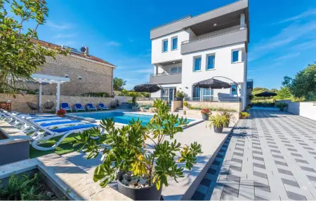 Location appartement à Bibinje