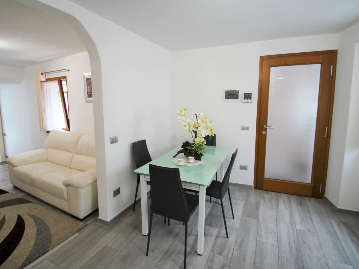 Appartement Elsa rénové 2023, balcon à Dumenza - Photo 7
