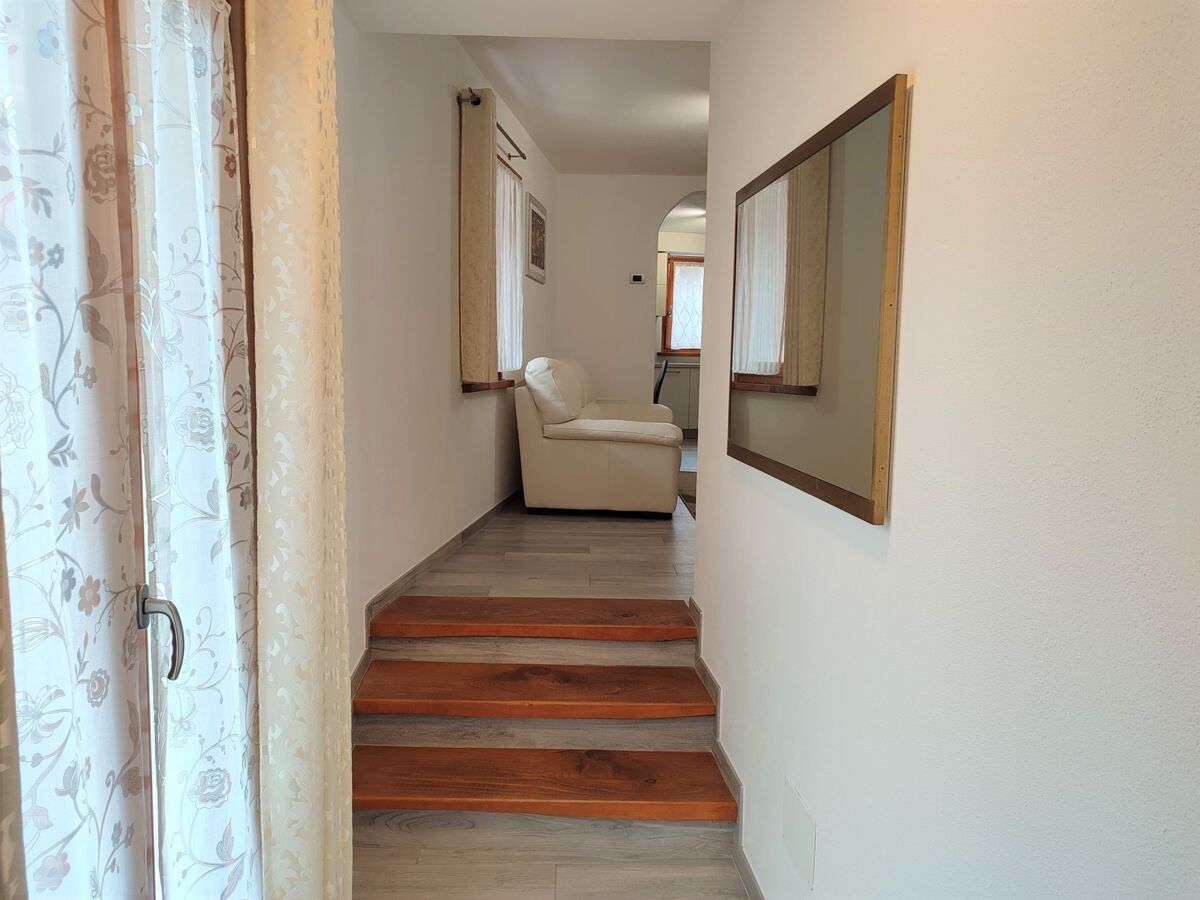 Appartement Elsa rénové 2023, balcon à Dumenza - Photo 11