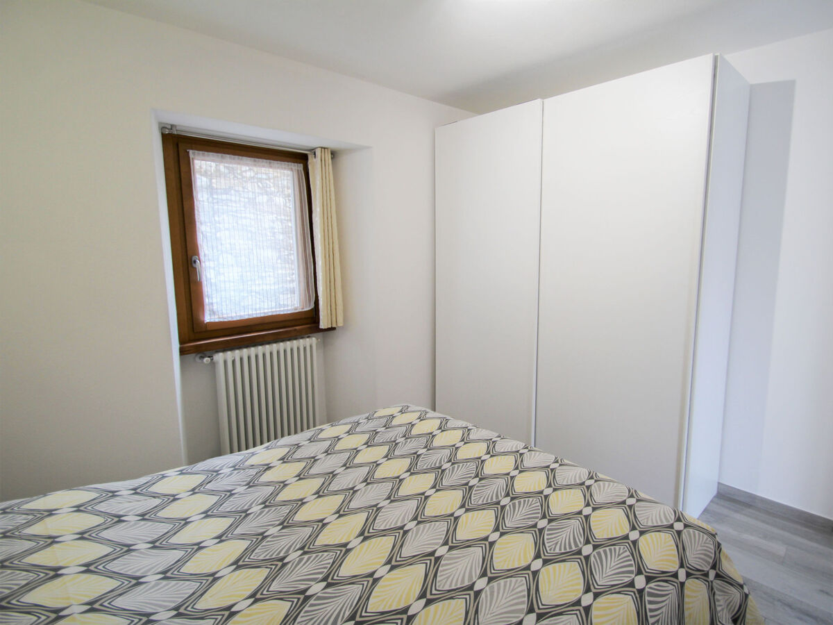 Appartement Elsa rénové 2023, balcon à Dumenza - Photo 13