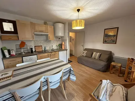 Location appartement à Les Angles, Appartement 2 Pièces Cabine avec Terrasse et Belle Vue