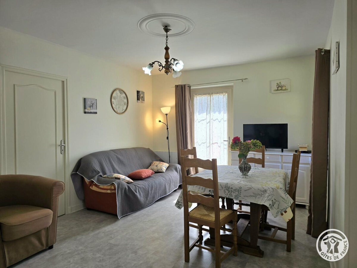 Gîte 4 pers. à Prats-du-Périgord, cour close et piscine - Photo 5