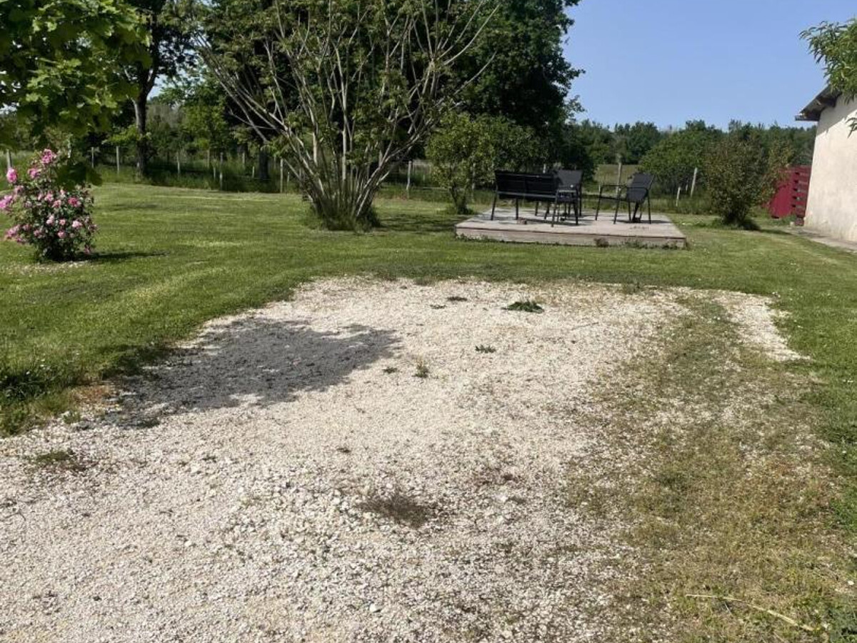 Gîte avec 500m² de terrain clos à Saint-Aulaye - Photo 15