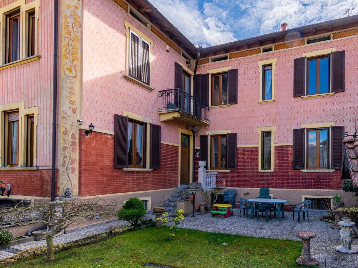 Maison Valentina à Porto Ceresio, 50 m du lac - Photo 1