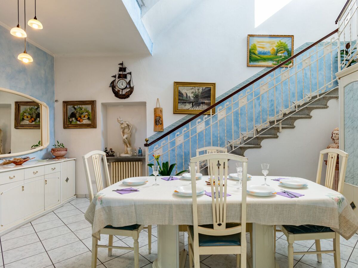 Maison Valentina à Porto Ceresio, 50 m du lac - Photo 8